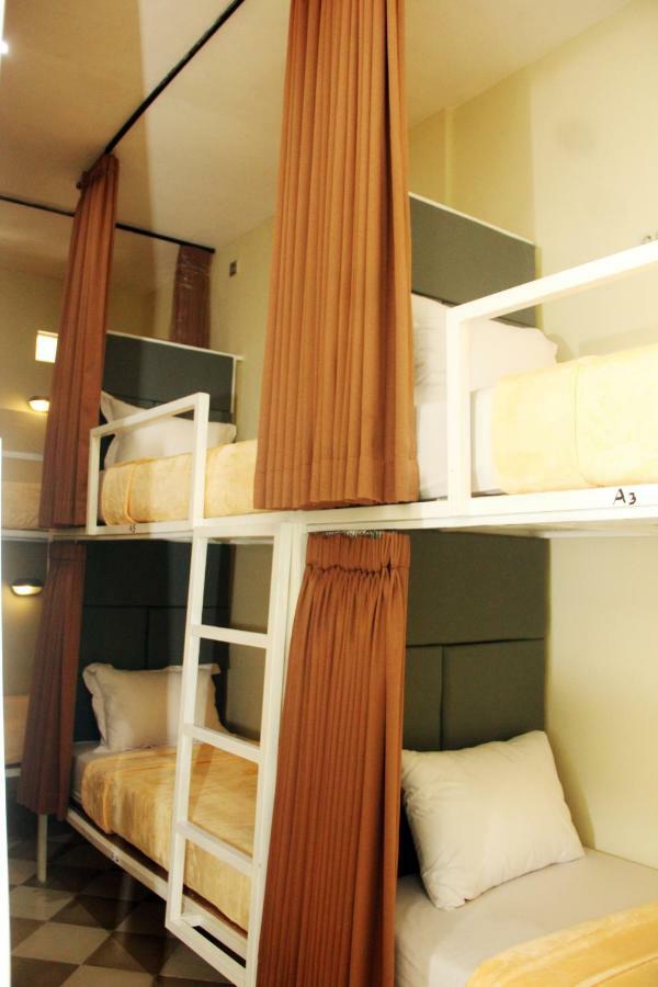 Ala Hostel Семиньяк Экстерьер фото